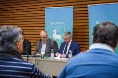 Potpisi-IZ-Fond-za-sport-50